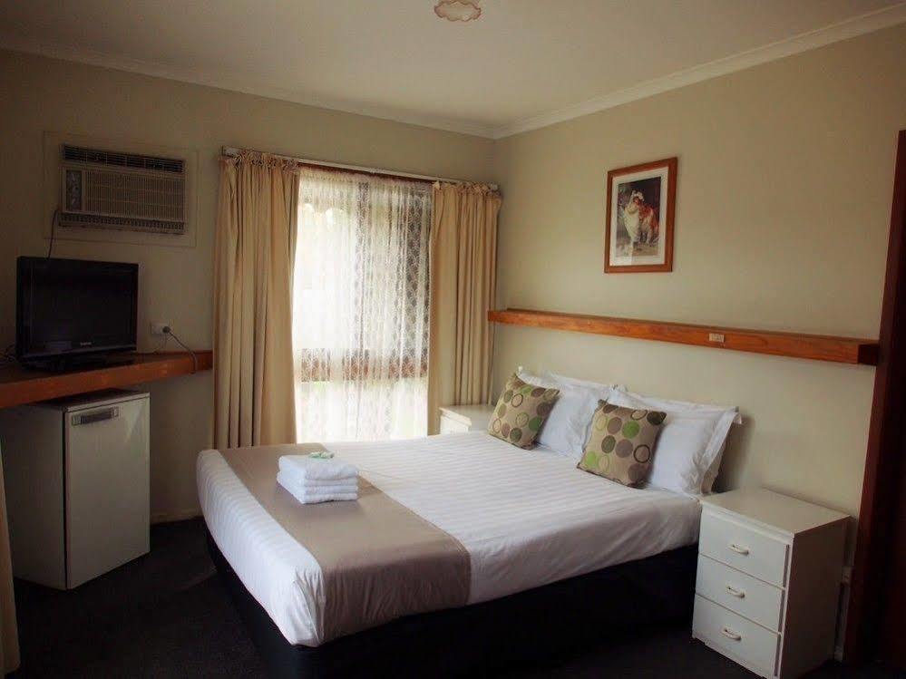 Majestic Motel Horsham Εξωτερικό φωτογραφία