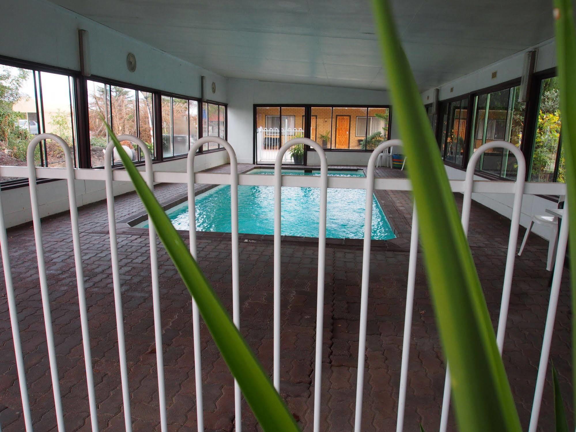 Majestic Motel Horsham Εξωτερικό φωτογραφία